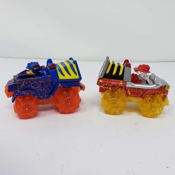 Paw Patrol Diecast Toy Car Lot of 4 - Picture 9 of 15